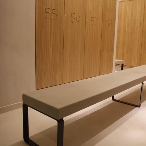 beton cire walls bench