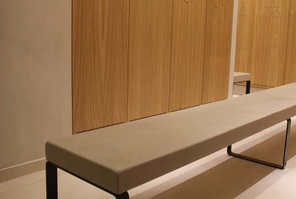 beton cire walls bench